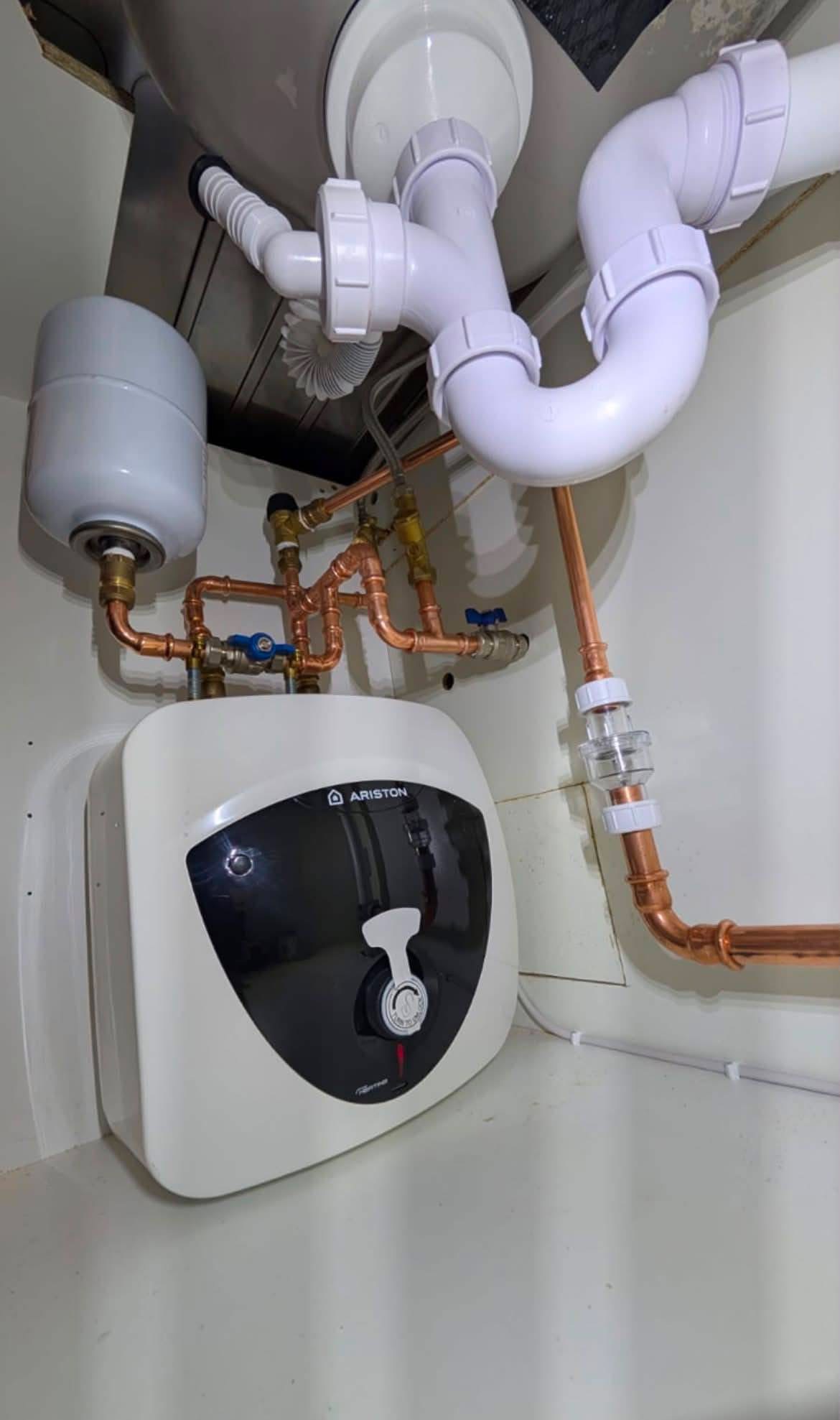 Point-of-use water heater